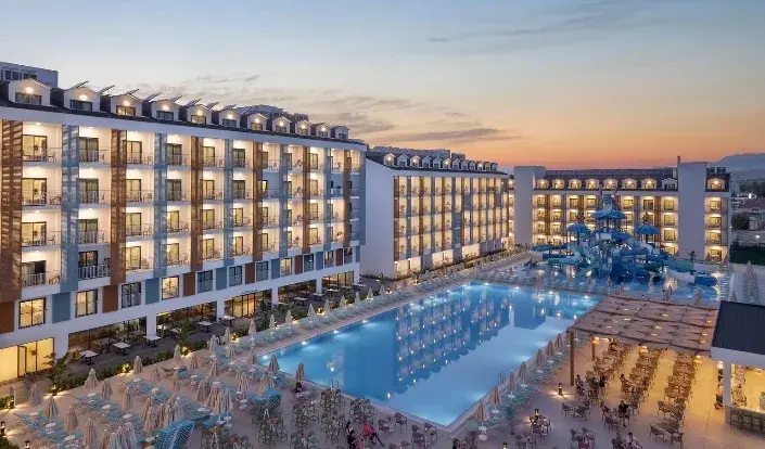 Arcanus Hotels Trendline Side