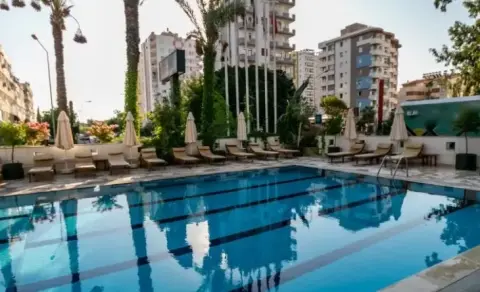 Lara Park Hotel: Lara'da